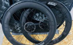 NEU: Rennräder Zipp 404 Firecrest montiert mit Pirelli P Zero Tubeless 30mm kaufen in Freiburg #2 | velomarkt.ch