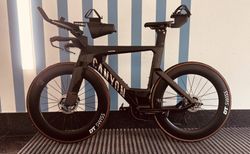 Canyon Speedmax CFR | Triathlon mit Profi-Set-up | velomarkt.ch