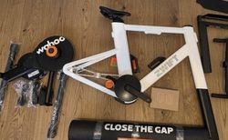 Zwift Ride + Wahoo Kickr Core Smart Trainer Bike, Heimtrainer | Zwift Ride + Wahoo Kickr Core | velomarkt.ch