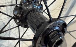 Neuwertiger Shimano Dura-Ace C60 Carbon Laufradsatz kaufen in Zurigo #2 | velomarkt.ch