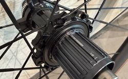 Neuwertiger Shimano Dura-Ace C60 Carbon Laufradsatz kaufen in Zurigo #3 | velomarkt.ch