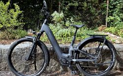 CUBE Kathmandu Hybrid ONE11 HPC Pro 800 – nur 4 Monate alt – 962 km – mit Garantie | Hochwertiges CUBE E-Trekking-Bike | velomarkt.ch