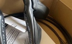 Shimano Ultegra Di2 Brems-/Schalthebel ST-R8150 - 2x12-fach kaufen in Zurich #4 | velomarkt.ch