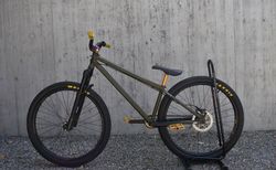 NS Metropolis Dirtjump kaufen in Zurigo #2 | velomarkt.ch