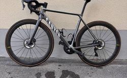 Canyon Ultimate CF SL 8 kaufen in Schwyz #2 | velomarkt.ch