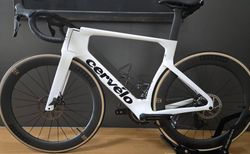 2026 Cervélo S5 Carbon (Rahmengröße 56) – Shimano Dura-Ace Di2 (Lithium White) – Unter 1.000 km kaufen in Bâle-Ville #3 | velomarkt.ch