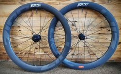 Zipp 303 XPLR SW Laufradsatz | Zipp 303 XPLR SW Laufradsatz | velomarkt.ch