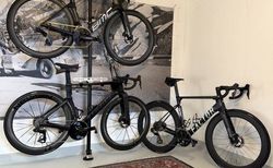 3 FÜR 2 | FACTOR ONE / BMC R 01 / FACTOR OSTRO 1.0 | velomarkt.ch