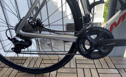 Merida Scultura 4000 Carbon Rennvelo Gr. L – Shimano 105 Disc, gekauft 02/2026 | Carbon Gr. L, 105 Disc, wie neu, Kaufbeleg 02/2026 | velomarkt.ch