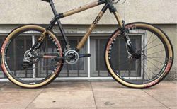 MTB Hardtail Boo Bicycles in Bamboo &amp; Carbon – Fox – 26” – Handmade kaufen in Tessin #4 | velomarkt.ch