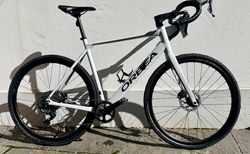 Orbea Gain D30 1X weiss XL Jg. 21 | Leichtes Gravelbike mit Mahle X20 Antrieb | velomarkt.ch