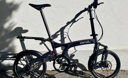 Birdy Tour Graphite matt Jg. 23 | Faltvelo für Touren mit 10-Gang-Kettenbschaltung | velomarkt.ch