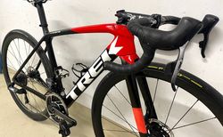 2025 TREK EMONDA SL6 Disc Pro SRAM RED AXS Carbon Rennvelo 2x12 Fach kaufen in Thurgovie #4 | velomarkt.ch