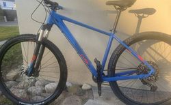 Neuwertiges Cube Reaction Pro 29 Zoll mit Shimano SLX | Nur zwei bis drei Mal gefahren, nahezu neuwertig | velomarkt.ch
