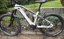 E-Bike Bulls SONIC AM 3 Carbon Fully, | Neuwertig mit nur 600 km, mit div. zus. Komponente | velomarkt.ch