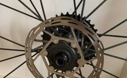 DT Swiss P 1800 Spline 32 Hinterrad mit SRAM Disc, Kassette kaufen in Zurich #4 | velomarkt.ch