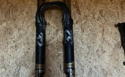 Fox 32 100mm Federgabel | Fox 32 100mm Federgabel | velomarkt.ch