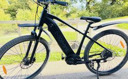 Momas Ultimate+ (Taille M) Unisexe 939 km (Prix Négociable) | Garantie active jusqu'au 12.08.2027 | velomarkt.ch