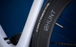 Specialized Tarmac SL5 – Size 54 – Full Carbon / Ultegra / HUNT 50 Carbon kaufen in Vaud #3 | velomarkt.ch