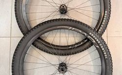 650b SPECIALIZED Roval Traverse 27.5 148 Radsatz | DT SWISS Naben | velomarkt.ch