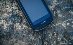 Garmin GPS Edge 1040 Solar | Das Gaming Edge 1040 Solar wird mit allem Zubehör | velomarkt.ch