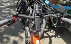 Tour de Suisse Broadway 25 E-Bike 2026 – Bosch CX, 800 Wh, 56 cm kaufen in Zürich #2 | velomarkt.ch