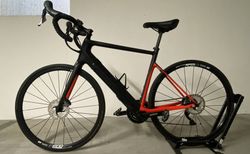 E-Rennvelo BULLS Alpine Hawk Evo | Super smooth gleiten dank Fazua Antrieb | velomarkt.ch