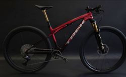 Praktisch neuwertiges Trek Supercaliber 9.9 Slr Xtr Di-2 kaufen in St. Gallen #2 | velomarkt.ch