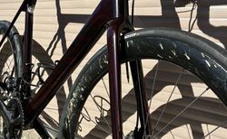 Canyon Endurace CF SLX Disc 8.0 — Shimano Ultegra Di2 — 2020 — Red Tinted — Taille XL kaufen in Waadt #2 | velomarkt.ch