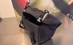 Swift Industries Catalyst Pack (Lenkertasche / Satteltasche) – Schwarz – Neu kaufen in Zurich #4 | velomarkt.ch