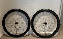 Leeze CC 35 DISC EVO WASO | Leichter Allround-Laufradsatz bereift | velomarkt.ch