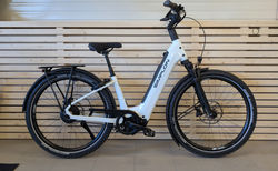 Simplon Kagu:e, Selection TR | Pearl White Gloss, 40 cm / 16" (S), Enviolo Trekking; mechanisch; Gates Riemenantrieb CDC; Shift | velomarkt.ch