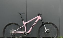 S-WORKS EPIC 9 L Flight Attendant | Grösse L ideal für 176-186 | velomarkt.ch