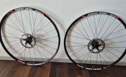 Stan's NoTubes Iron Cross Pro Disc Laufradsatz – Cyclocross &amp; Gravel kaufen in Zurich #2 | velomarkt.ch