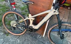 MTB Fully neuwertig | Selten benutztes E-Mountainbike zu verkaufen | velomarkt.ch