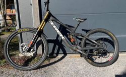 TREK Session 9.9 Downhillbike | Fox Factory, Umbau auf MX Setup, Top gepflegt | velomarkt.ch