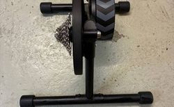 Wahoo KICKR CORE Smarttrainer – neuwertig, wenig benutzt kaufen in Berne #2 | velomarkt.ch