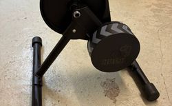 Wahoo KICKR CORE Smarttrainer – neuwertig, wenig benutzt kaufen in Berne #3 | velomarkt.ch