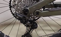Canyon Spectral CF 27.5 (2023) - Grösse M – viele Upgrades - 13.5kg kaufen in Soleure #4 | velomarkt.ch