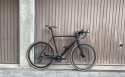 Carbon Gravelbike (Openmold frame) | Carbongravelbike, Carbonfelgen, Sram Rival 11-Spee | velomarkt.ch