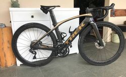 Trek Madone SLR 7 ProjectOne | top Aero Rennvelo | velomarkt.ch