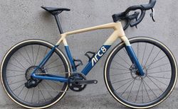 Arc8 Escapee | Super Rennvelo frisch ab Service! | velomarkt.ch