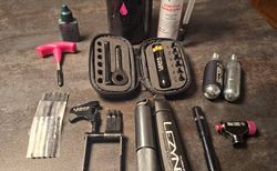 Safety Kit | What keeps you riding | velomarkt.ch