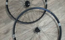 Crankbrothers Synthesis Carbon Enduro 11 | Fabrikneu | velomarkt.ch
