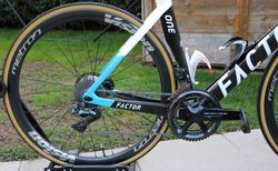 Factor ONE kaufen in Grisons #3 | velomarkt.ch