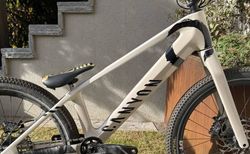 Canyon Stitched CFR trial | Canyon Stitched CFR trial LTD | velomarkt.ch