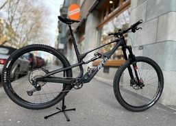 ARC8 Extra I, Testbike, Grösse Large im S.A.L.E., sehr leicht | Mountainbikes | Freeride / All Mountain | velomarkt.ch