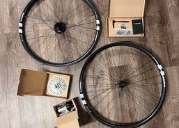 Classified M25/30 XC Carbon Wheelset | Accessori / Ricambi | Ruote MTB | velomarkt.ch