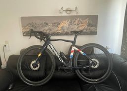 Pinarello Crossista F9 | Vélos de course | Cyclo-cross / cross / gravel | velomarkt.ch