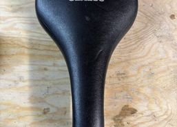 Astute Pilarga Carbon Sattel | Zubehör / Teile | Rennvelo Parts | velomarkt.ch